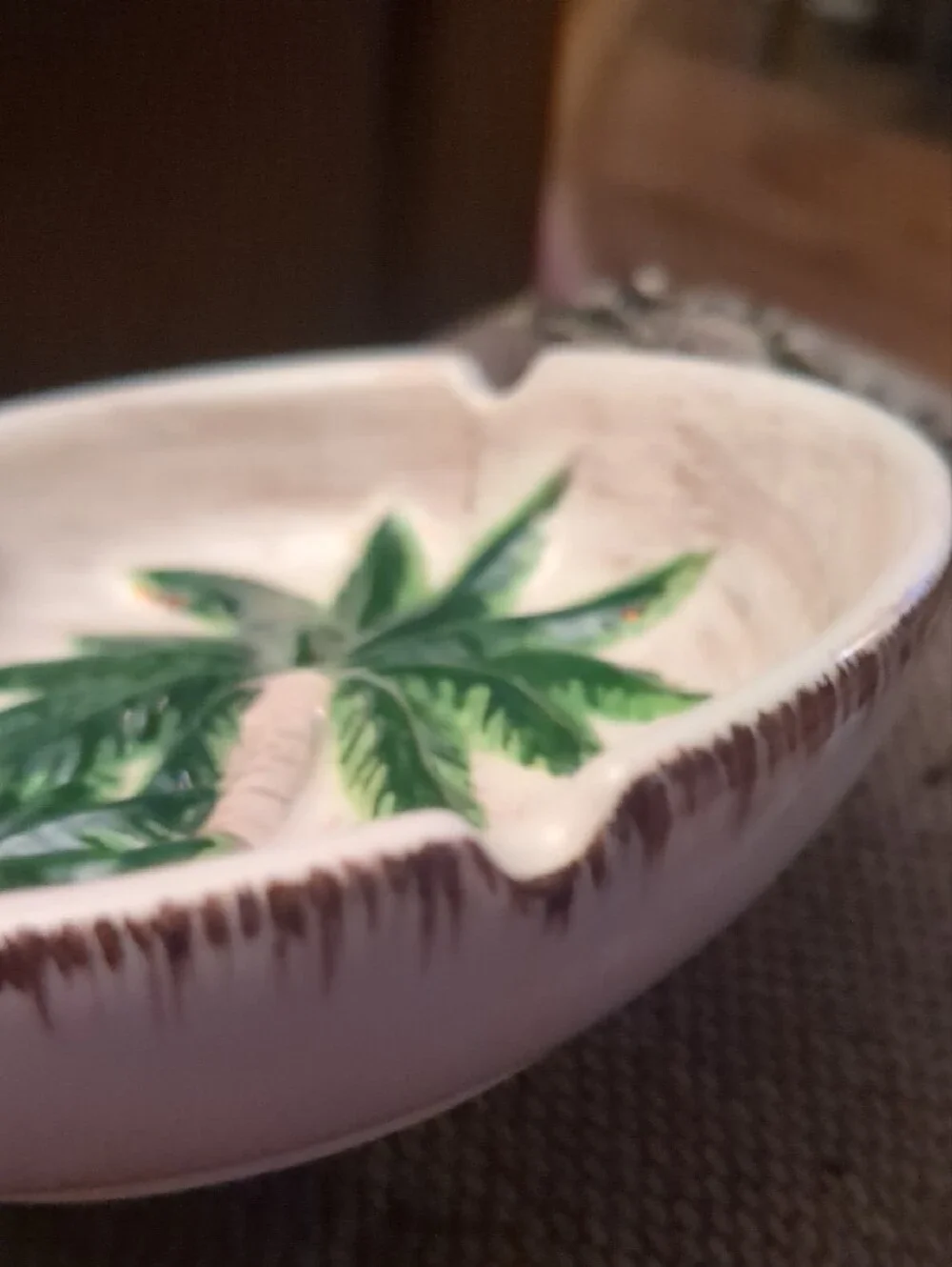 🌴Jamaican Palm Tree Motif Ashtray